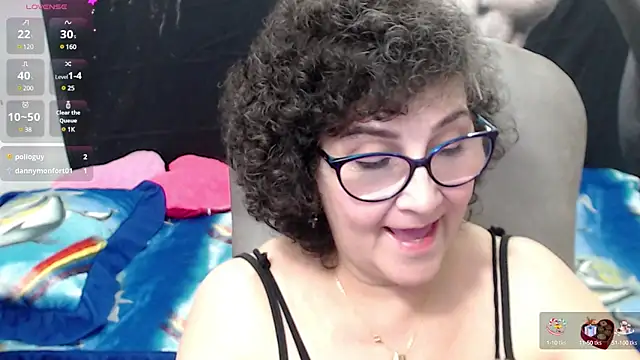 Snapshot of cataleya_mom chatting on 02/19/25, 04:12 cataleya mom online show from 02/19/25, 04:12