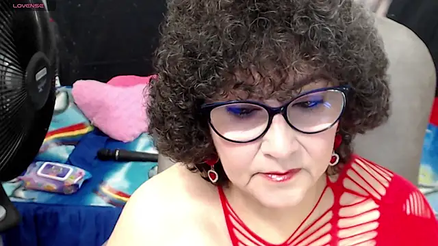 Snapshot of cataleya_mom chatting on 02/23/25, 11:25 cataleya mom online show from 02/23/25, 11:25