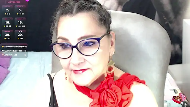 Snapshot of cataleya_mom chatting on 03/05/25, 04:13 cataleya mom online show from 03/05/25, 04:13