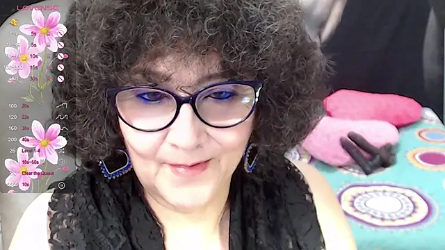 Snapshot of cataleya_mom chatting on 03/20/25, 09:15 cataleya mom online show from 03/20/25, 09:15