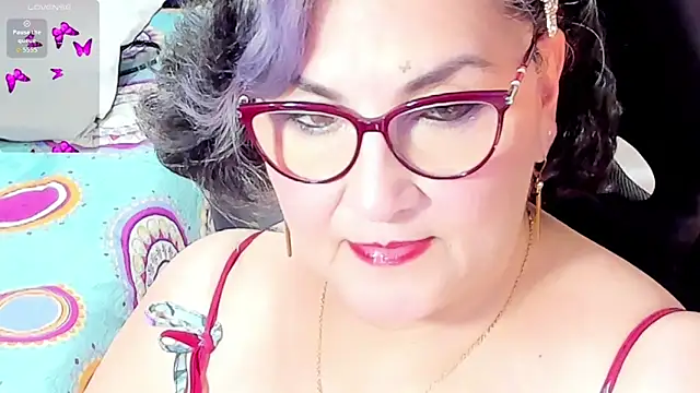 Snapshot of cataleya_mom chatting on 09/19/25, 04:36 cataleya mom online show from 09/19/25, 04:36
