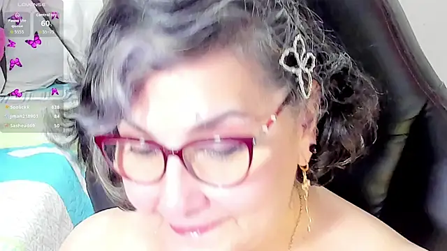 Snapshot of cataleya_mom chatting on 09/28/25, 10:31 cataleya mom online show from 09/28/25, 10:31