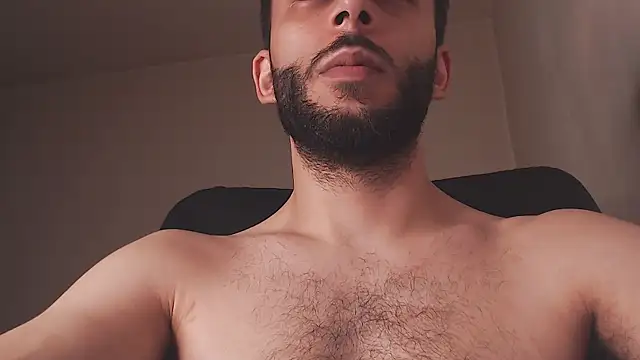 Snapshot of henryaxe chatting on 07/03/26, 07:53 henryaxe online show from 07/03/26, 07:53