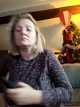 lady charlyne online show from 12/03/24, 09:11