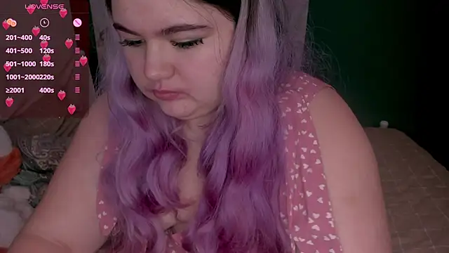 Freakcute  online show from 02/12/25, 07:56