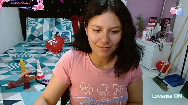 Snapshot of soniafuckboobs chatting on 02/20/25, 03:08 soniafuckboobs online show from 02/20/25, 03:08