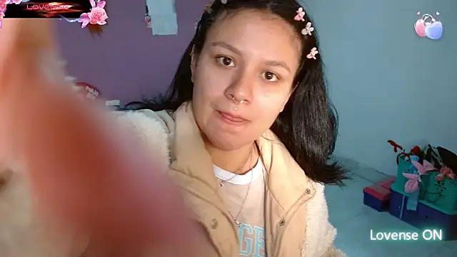 Snapshot of soniafuckboobs chatting on 03/10/25, 12:15 soniafuckboobs online show from 03/10/25, 12:15