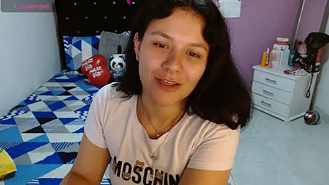 Snapshot of soniafuckboobs chatting on 03/13/25, 06:56 soniafuckboobs online show from 03/13/25, 06:56