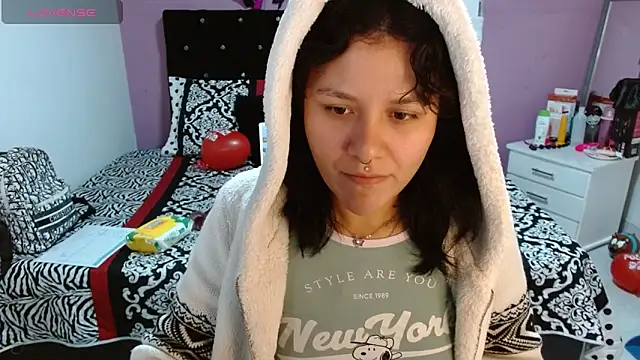 Snapshot of soniafuckboobs chatting on 03/18/25, 12:25 soniafuckboobs online show from 03/18/25, 12:25
