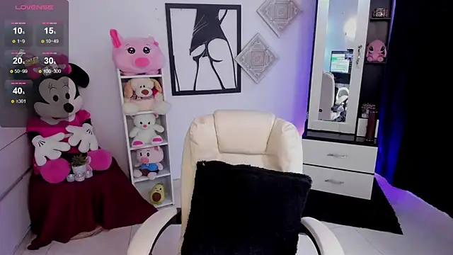 chloejones   online show from 01/25/25, 03:09