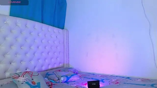 Snapshot of Alexa_priincess chatting on 10/30/25, 04:19 Alexa priincess online show from 10/30/25, 04:19