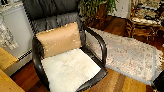 Happyjaxx online show from 11/18/25, 11:15