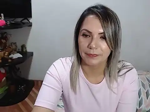 Chantal hott online show from 02/15/25, 07:50