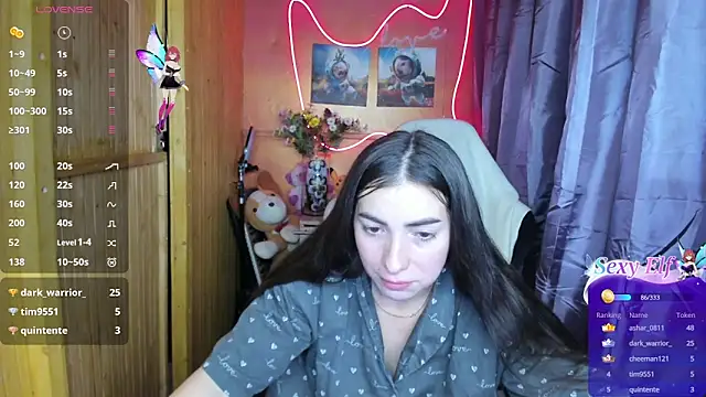 Snapshot of Fiery_Brunette_ chatting on 12/24/24, 08:00 Fiery Brunette  online show from 12/24/24, 08:00