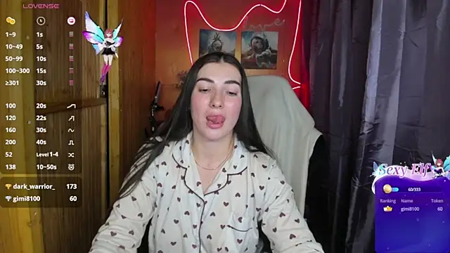 Snapshot of Fiery_Brunette_ chatting on 12/31/24, 12:04 Fiery Brunette  online show from 12/31/24, 12:04