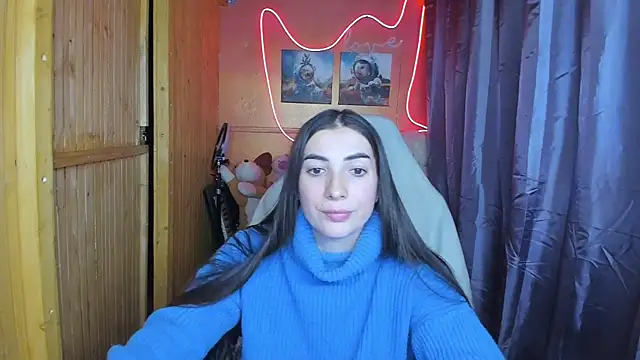 Snapshot of Fiery_Brunette_ chatting on 02/04/25, 11:38 Fiery Brunette  online show from 02/04/25, 11:38