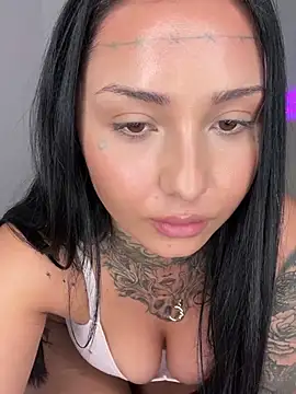 Coco-Love online show from 03/04/25, 09:11