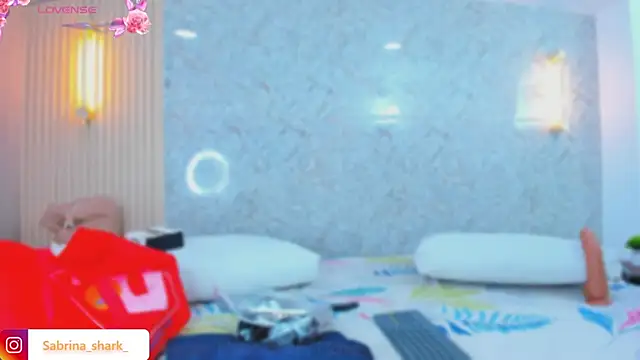 Snapshot of sabrina_shark_ chatting on 10/29/25, 03:09 sabrina shark online show from 10/29/25, 03:09