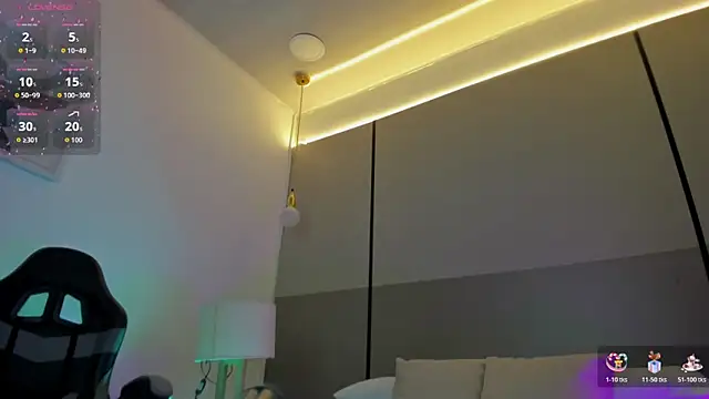 ayla13  online show from 04/11/26, 07:18