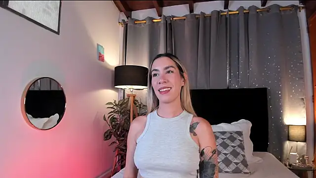 Lauren-Rosse online show from 01/19/25, 08:51