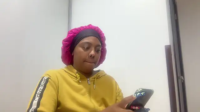 ChocolateCakeQueen online show from 01/08/26, 05:21