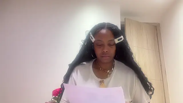 ChocolateCakeQueen online show from 04/24/26, 04:59