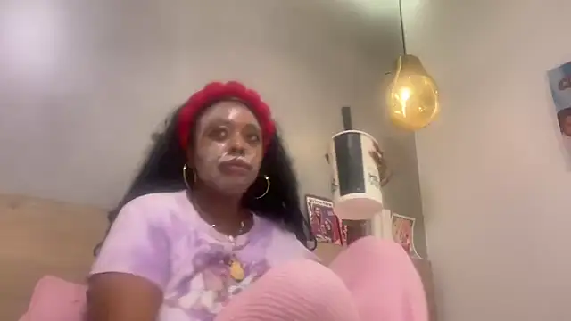 ChocolateCakeQueen online show from 04/25/26, 02:25