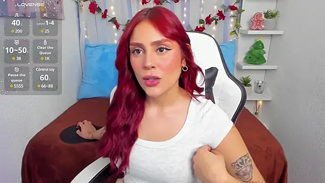 HazzelGray online show from 12/17/24, 03:28