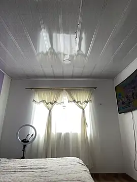 hannahb-e online show from 02/12/25, 03:49