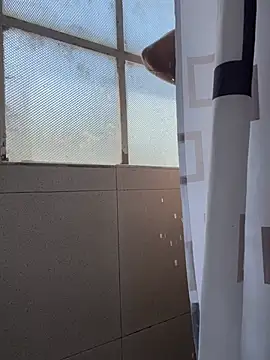 hannahb-e online show from 04/04/26, 03:53