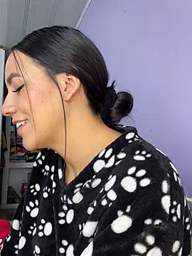 hannahb-e online show from 04/19/26, 06:10