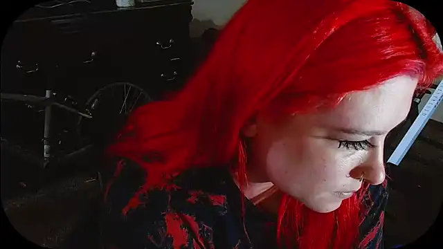 Snapshot of EXOTICLEXXXI chatting on 10/17/25, 04:26 EXOTICLEXXXI online show from 10/17/25, 04:26