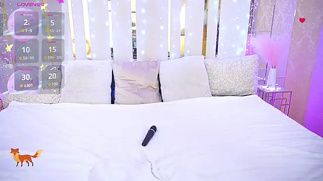 Marina Mur  online show from 03/04/25, 08:05