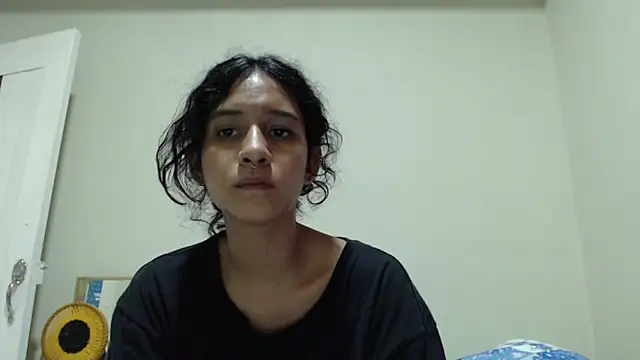 AlinaWoolf  online show from 04/16/26, 06:52