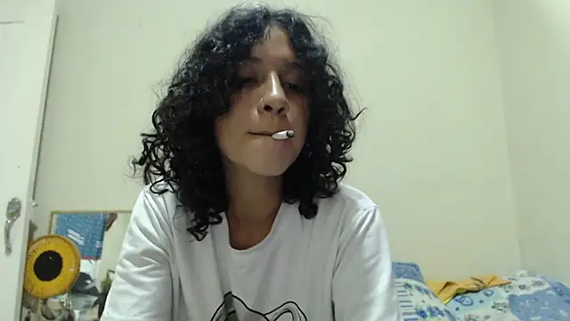 AlinaWoolf  online show from 05/05/26, 01:46