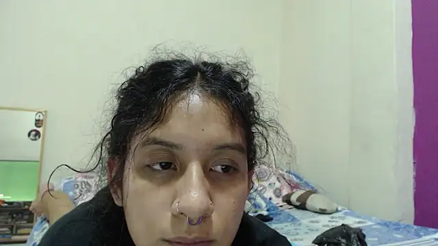 Snapshot of AlinaWoolf_ chatting on 05/09/26, 05:51 AlinaWoolf online show from 05/09/26, 05:51