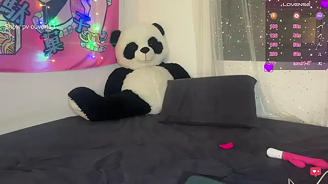 Snapshot of Miss-syanaa chatting on 03/27/26, 08:52 Miss-syanaa online show from 03/27/26, 08:52