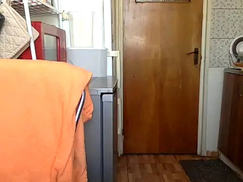 Snapshot of KalebConnor chatting on 09/27/25, 02:33 KalebConnor online show from 09/27/25, 02:33