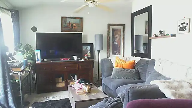 CeceilaMoon online show from 02/16/26, 05:53