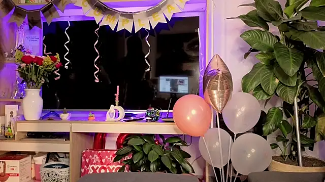 Michelle se online show from 04/21/26, 01:42