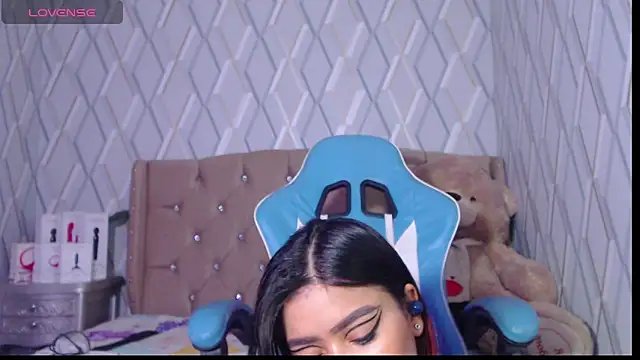 Snapshot of NicolleTaylor chatting on 02/01/25, 03:19 NicolleTaylor online show from 02/01/25, 03:19