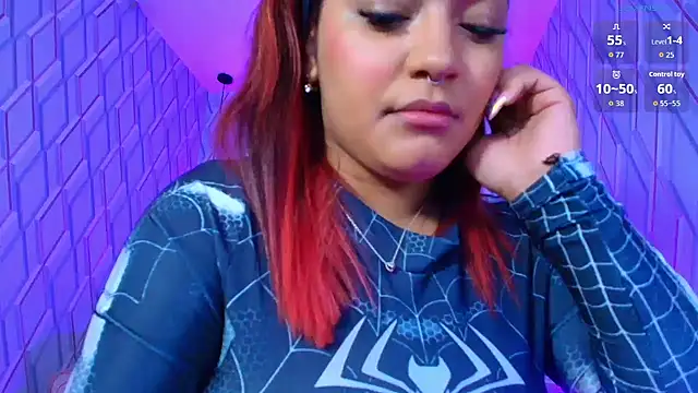 Snapshot of NicolleTaylor chatting on 09/22/25, 03:19 NicolleTaylor online show from 09/22/25, 03:19