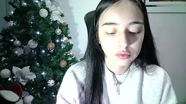 Snapshot of aineangeel chatting on 12/25/24, 11:42 aineangeel online show from 12/25/24, 11:42