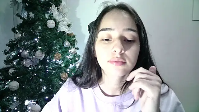 Snapshot of aineangeel chatting on 01/18/25, 11:22 aineangeel online show from 01/18/25, 11:22