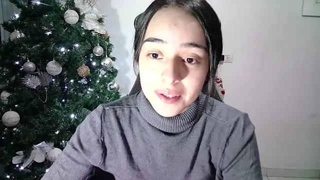 Snapshot of aineangeel chatting on 01/25/25, 12:38 aineangeel online show from 01/25/25, 12:38