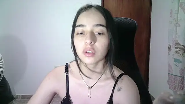 Snapshot of aineangeel chatting on 03/12/25, 04:41 aineangeel online show from 03/12/25, 04:41