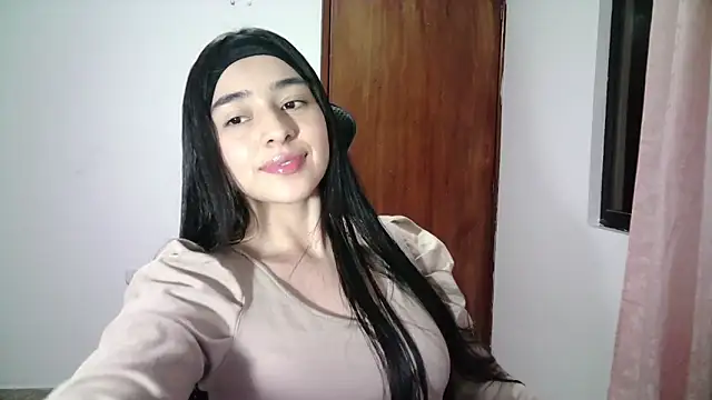 Snapshot of aineangeel chatting on 09/25/25, 12:25 aineangeel online show from 09/25/25, 12:25