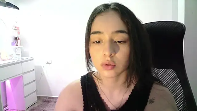 aineangeel online show from 11/21/25, 12:21