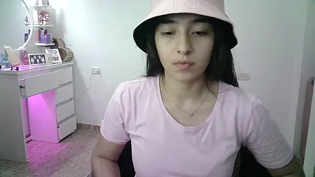 aineangeel online show from 04/21/26, 01:42