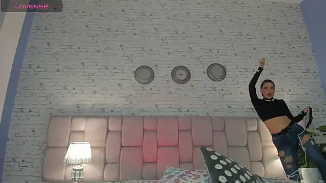 Snapshot of Keidancee chatting on 01/04/25, 07:13 Keidancee online show from 01/04/25, 07:13